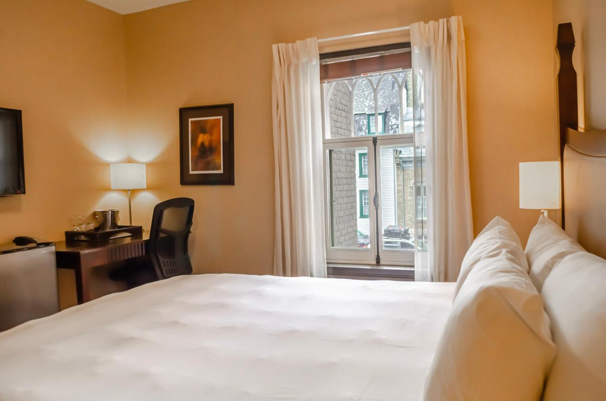Executive King Room