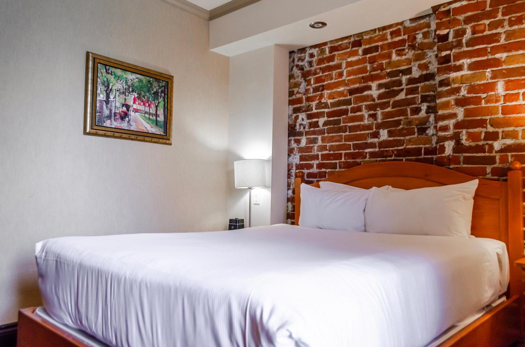 Superior Queen Room