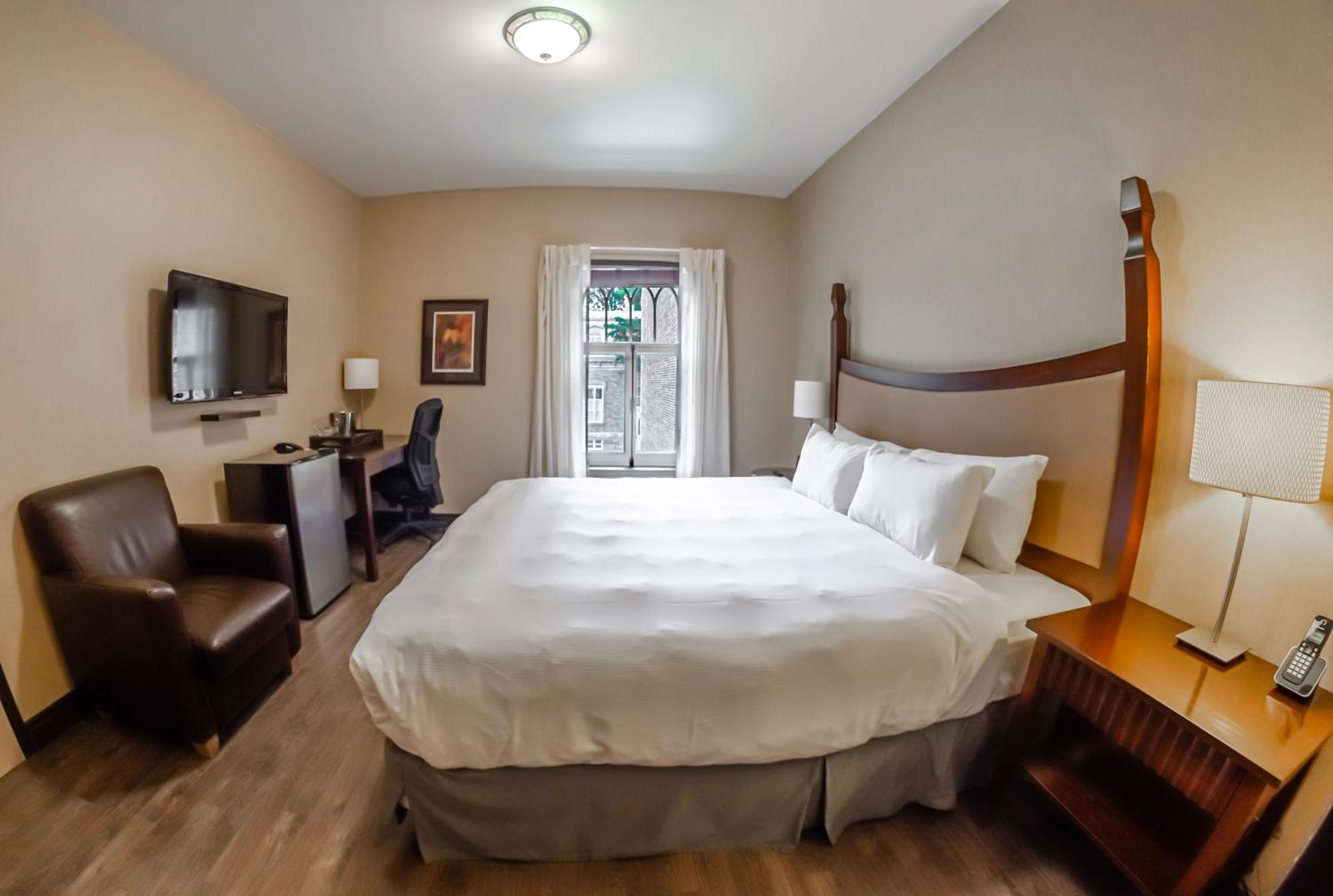 Executive King Room