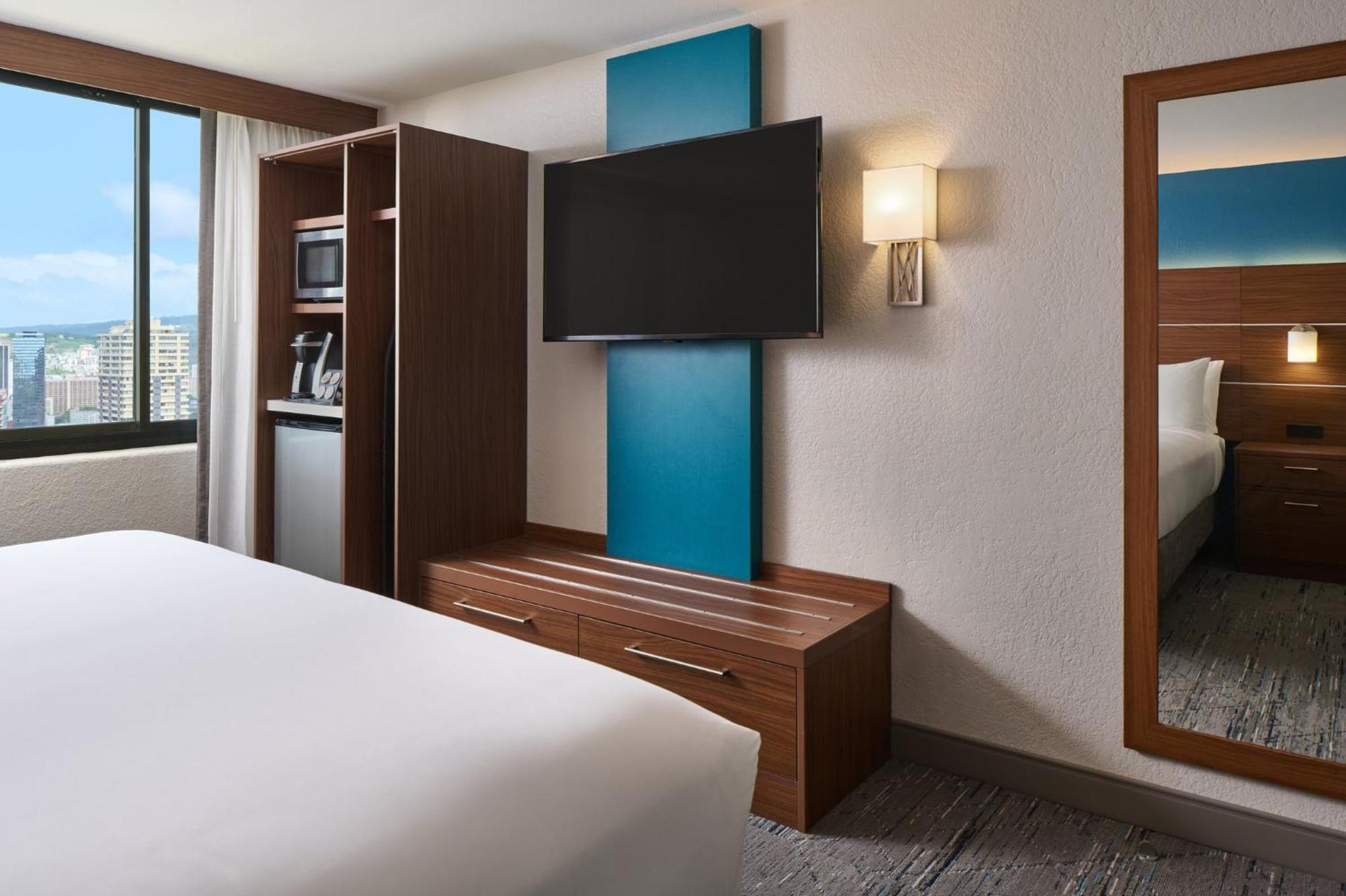King Room Hearing Accessible Non-Smoking