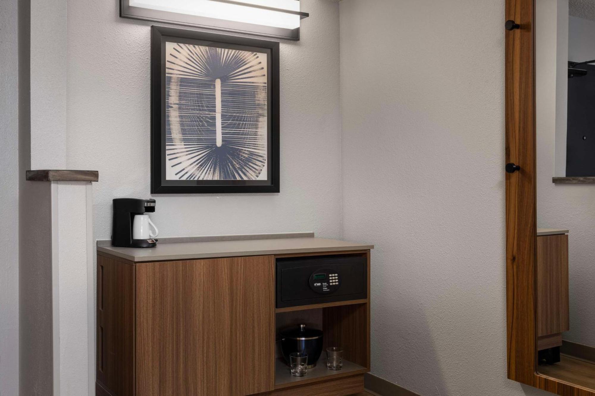 Double Room with Two Double Beds and Sofa Bed,1706847539:JPEG
