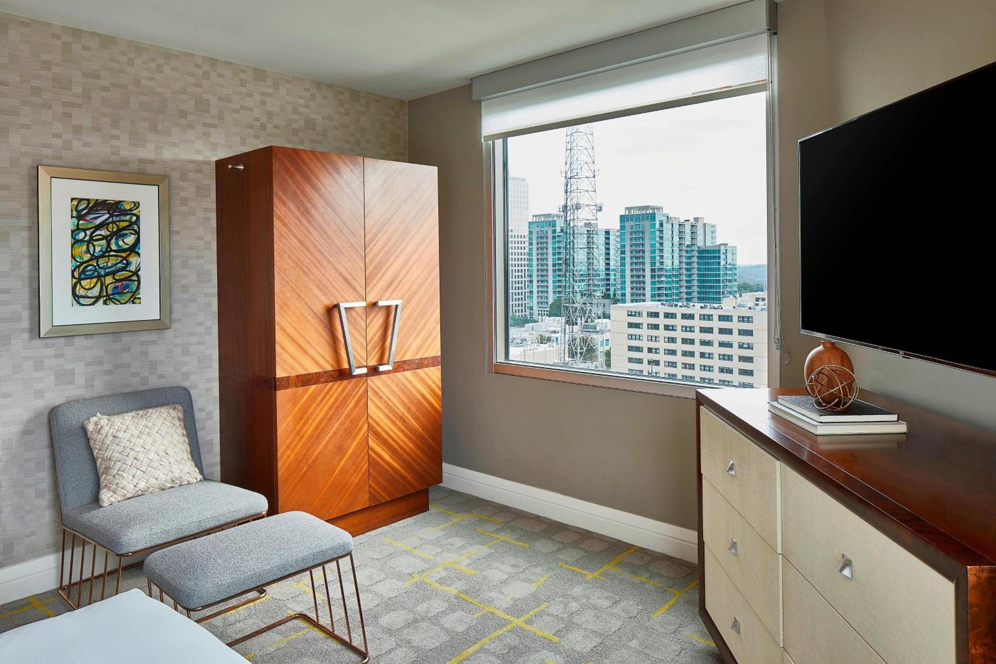 Executive King Suite Non-Smoking
