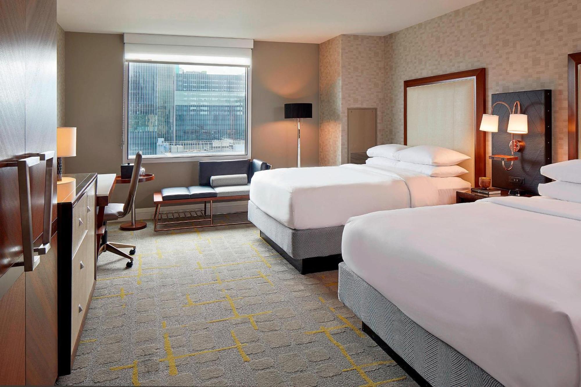 Queen Room Two Queen Beds City View