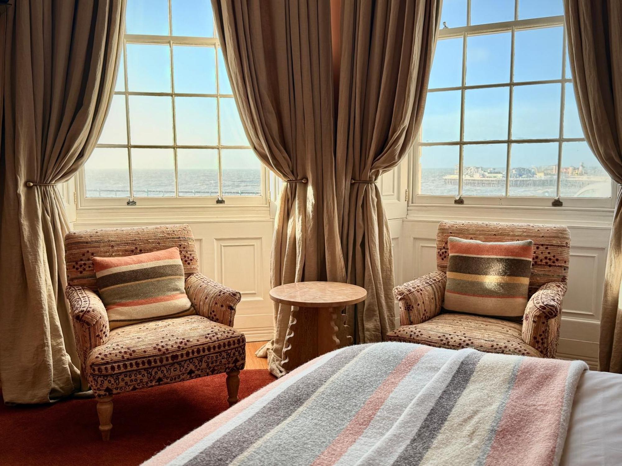Queen Room with Sea View