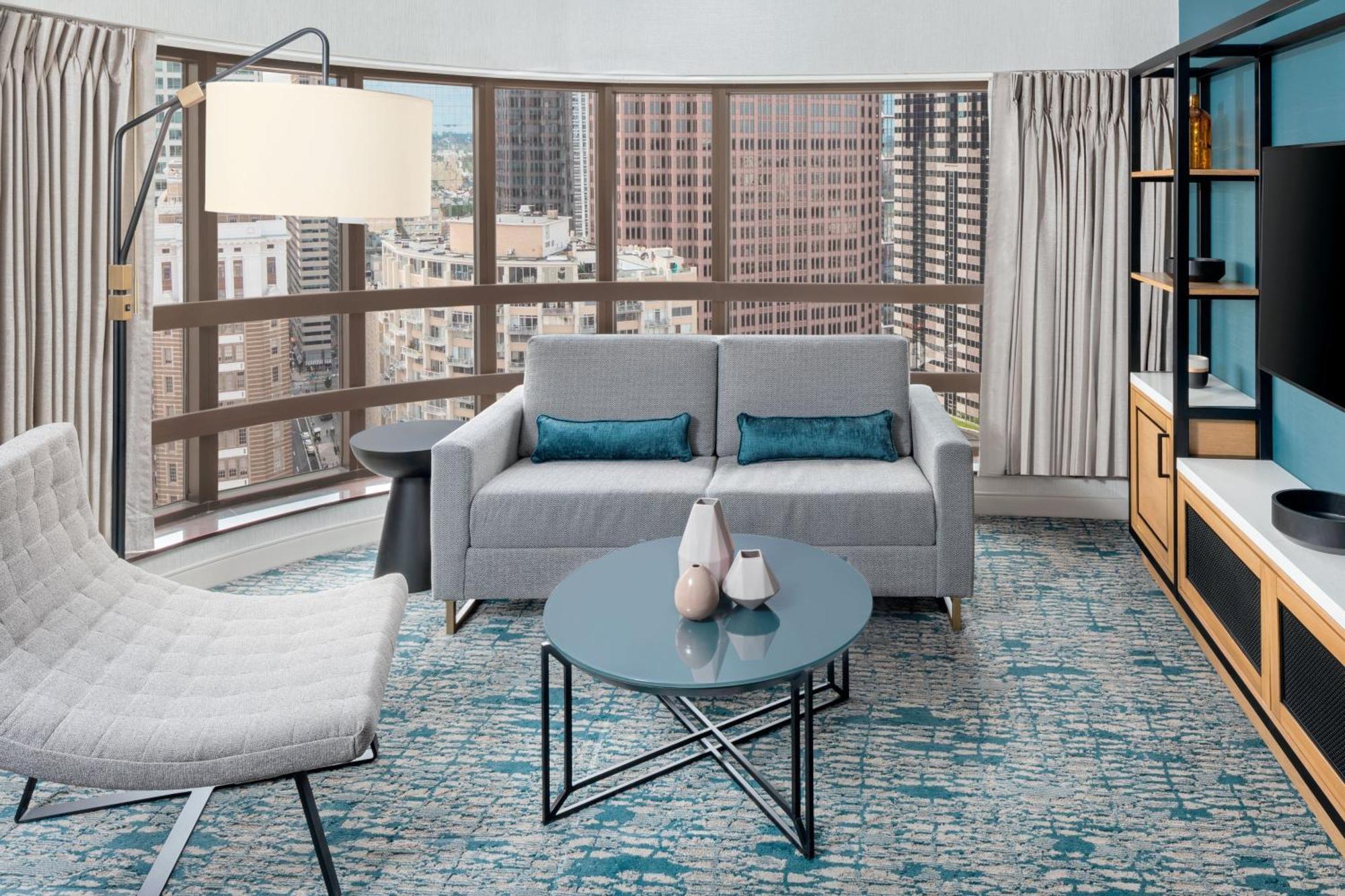 Corner Suite