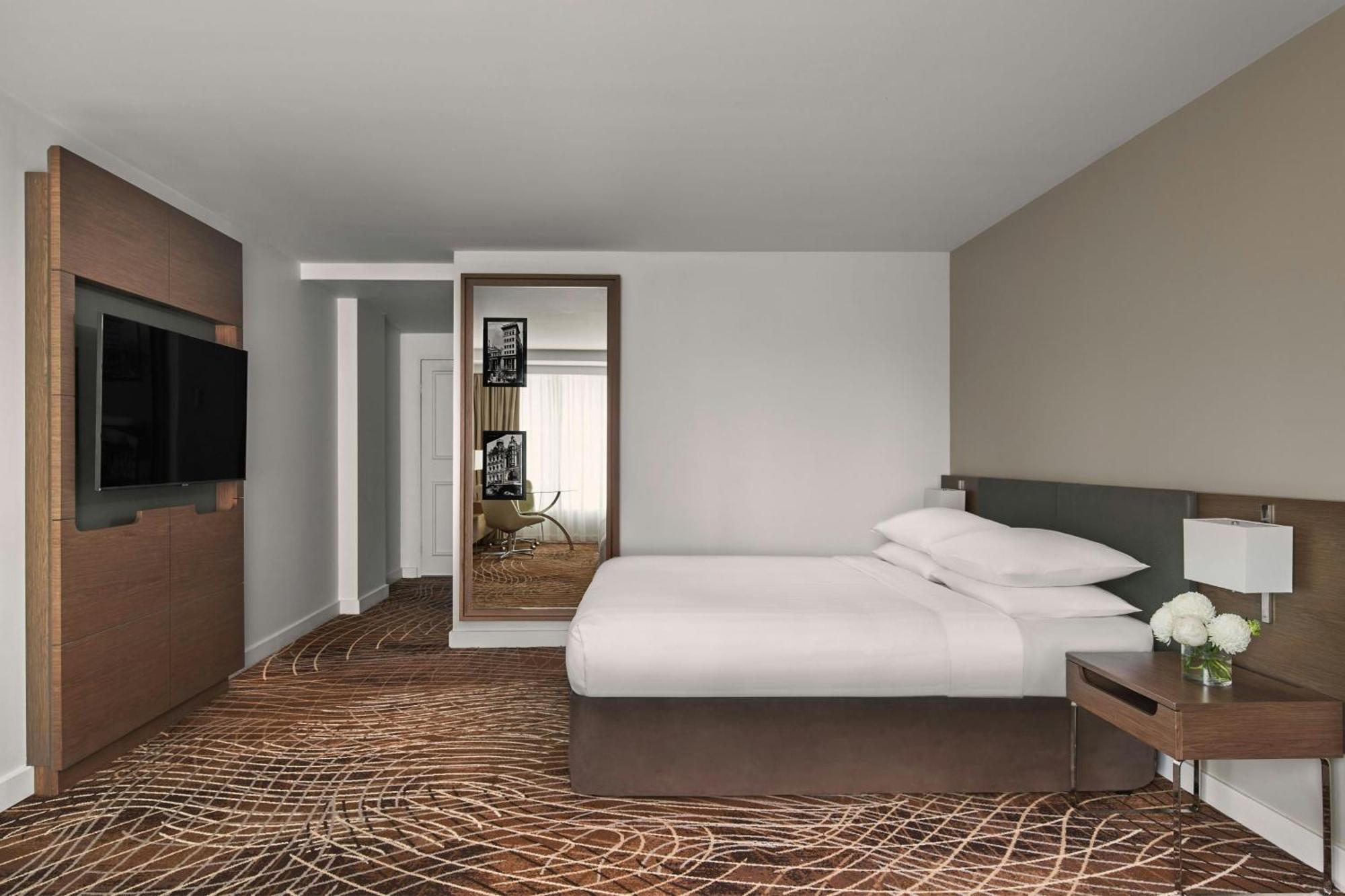 Premier Guest room 1 Queen,1643146846:JPEG