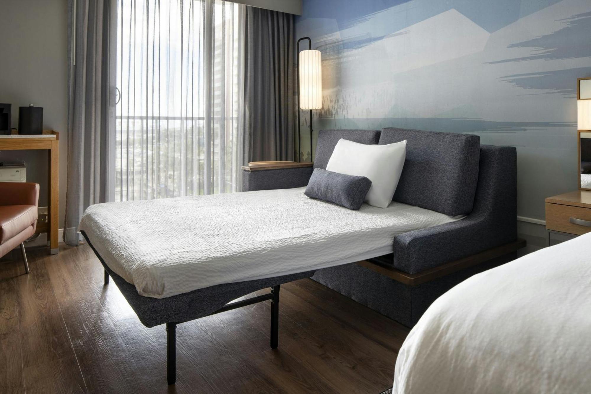 King Room Sofa Bed Harbor View