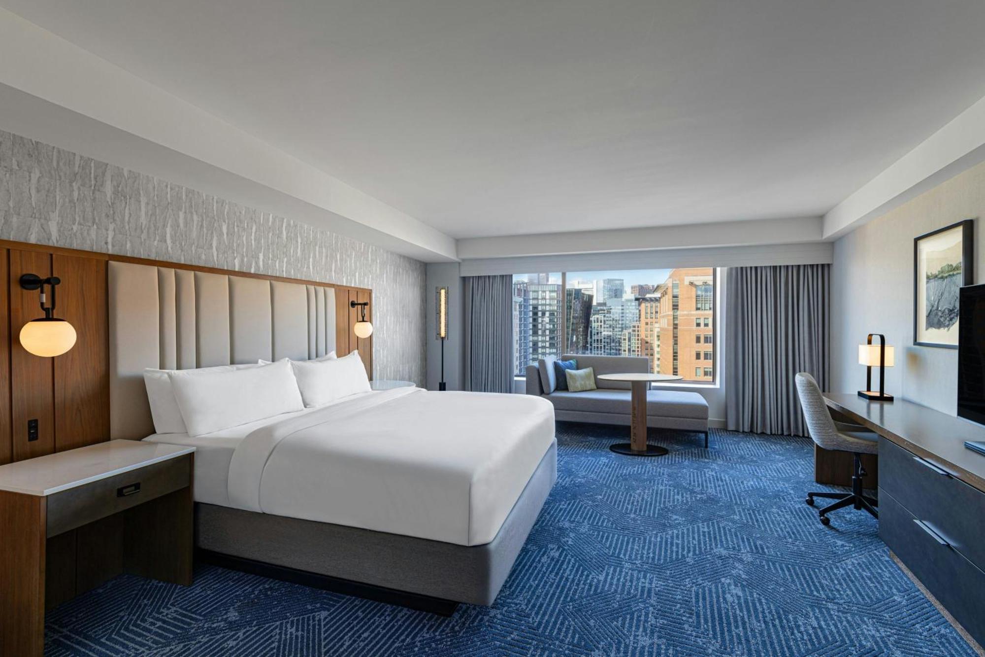 Club King Guest Room