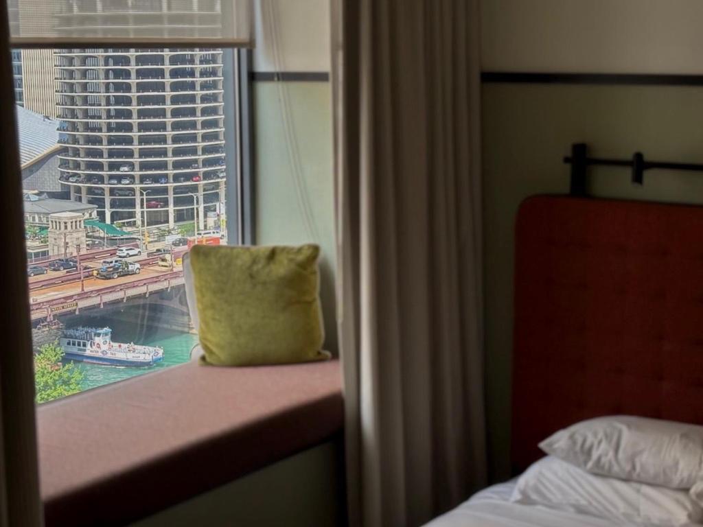 Premium King River View
