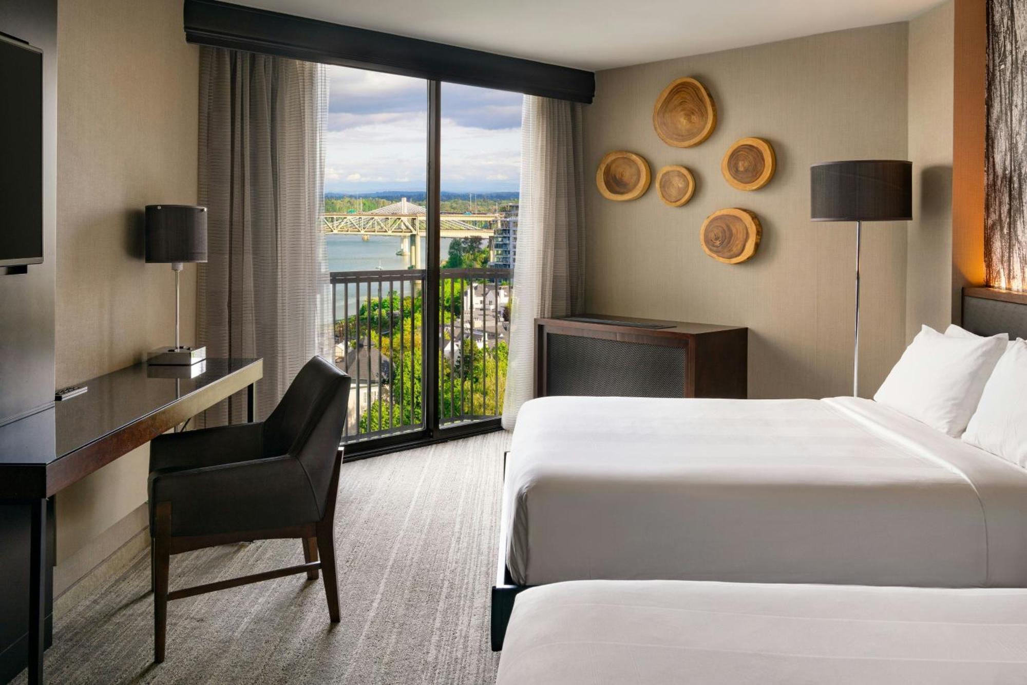 M Club Level Guest Room Two Queen Beds High Floor