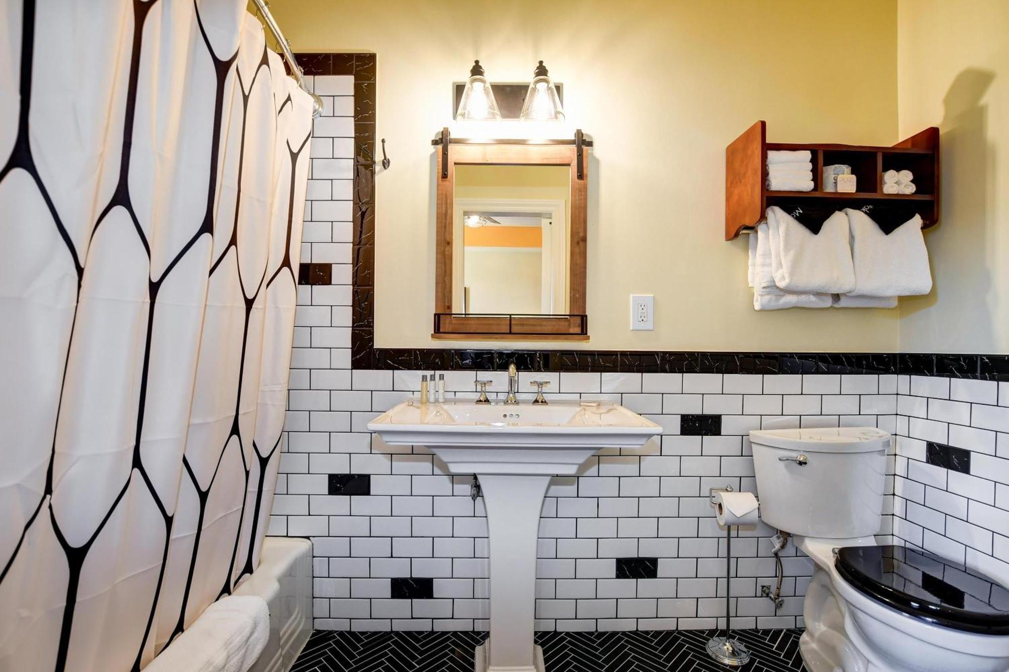 Two-Room Family Suite with Two Queen Beds - Non-Smoking