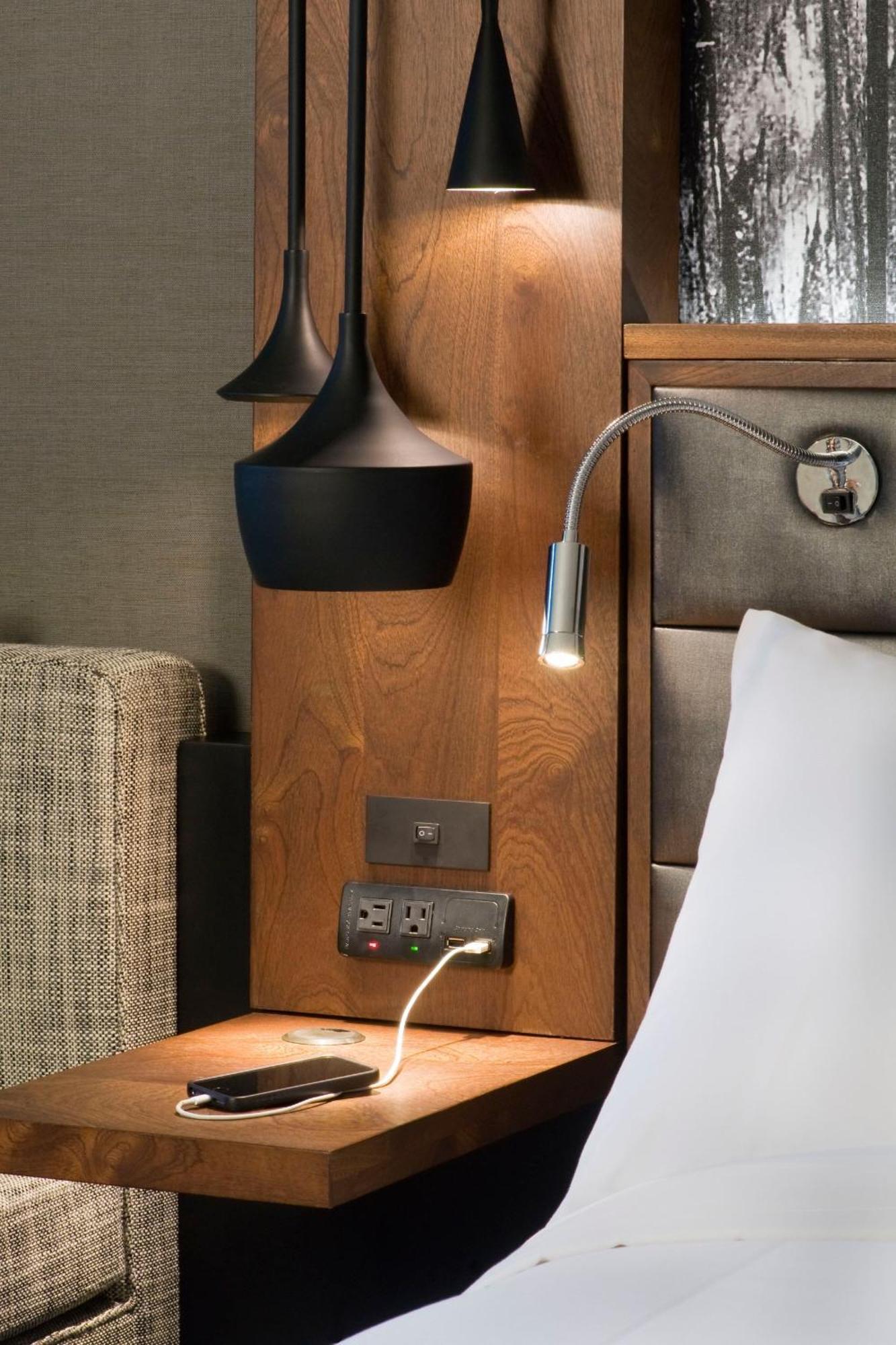 King Room Roll Shower Mobility Hearing Accessible