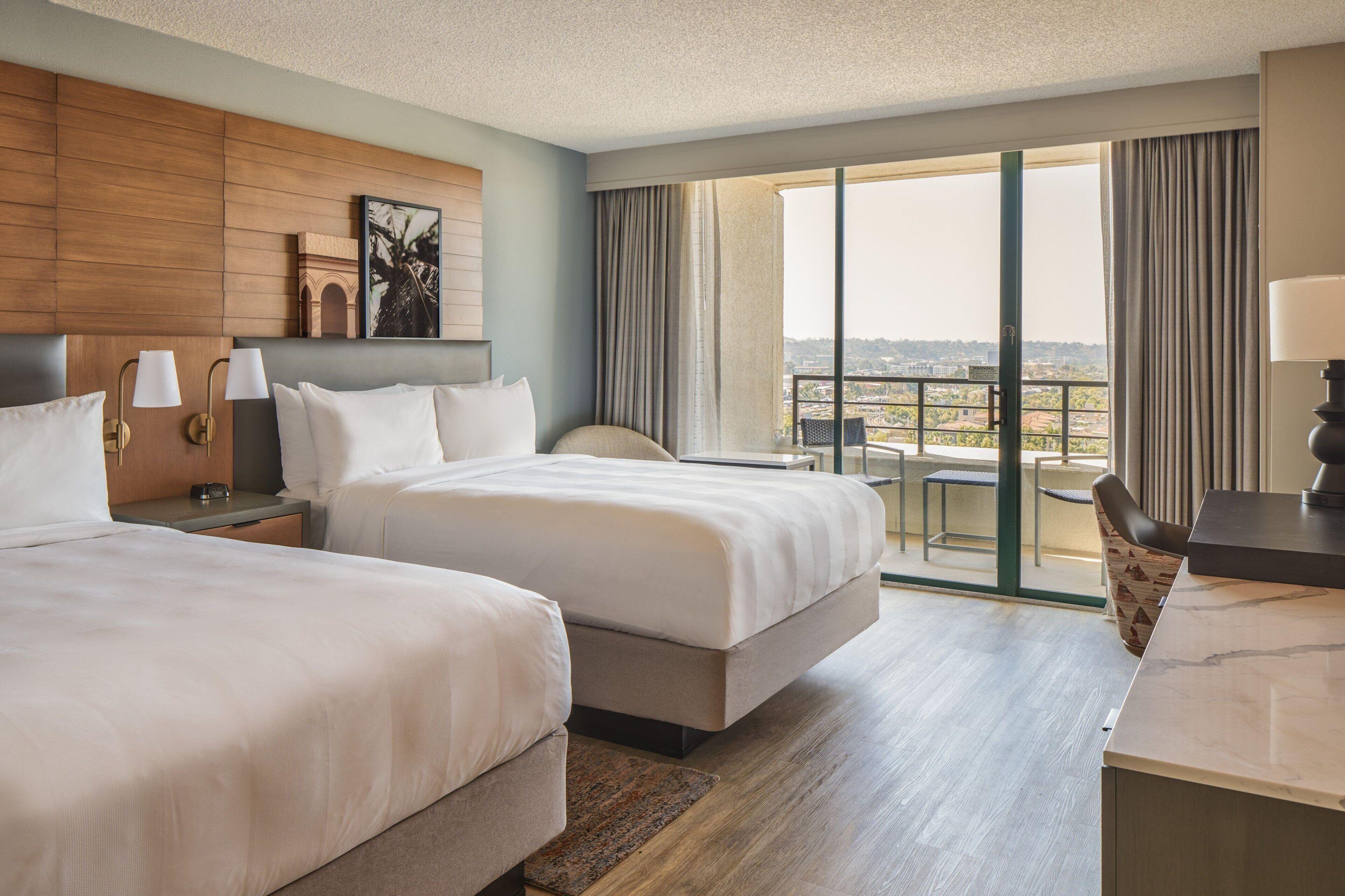 Executive Queen Room Two Queen Beds City View High Floor