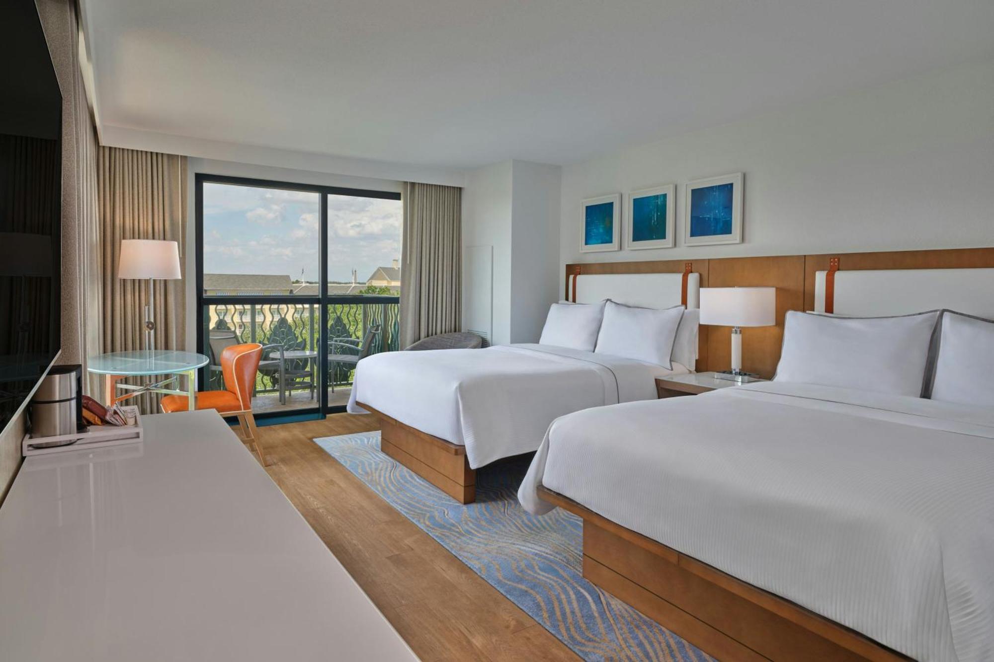 Resort View Queen Guest room 2 Queen Resort view Includes Early Entry To Disney Theme Parks,1717054806:JPEG