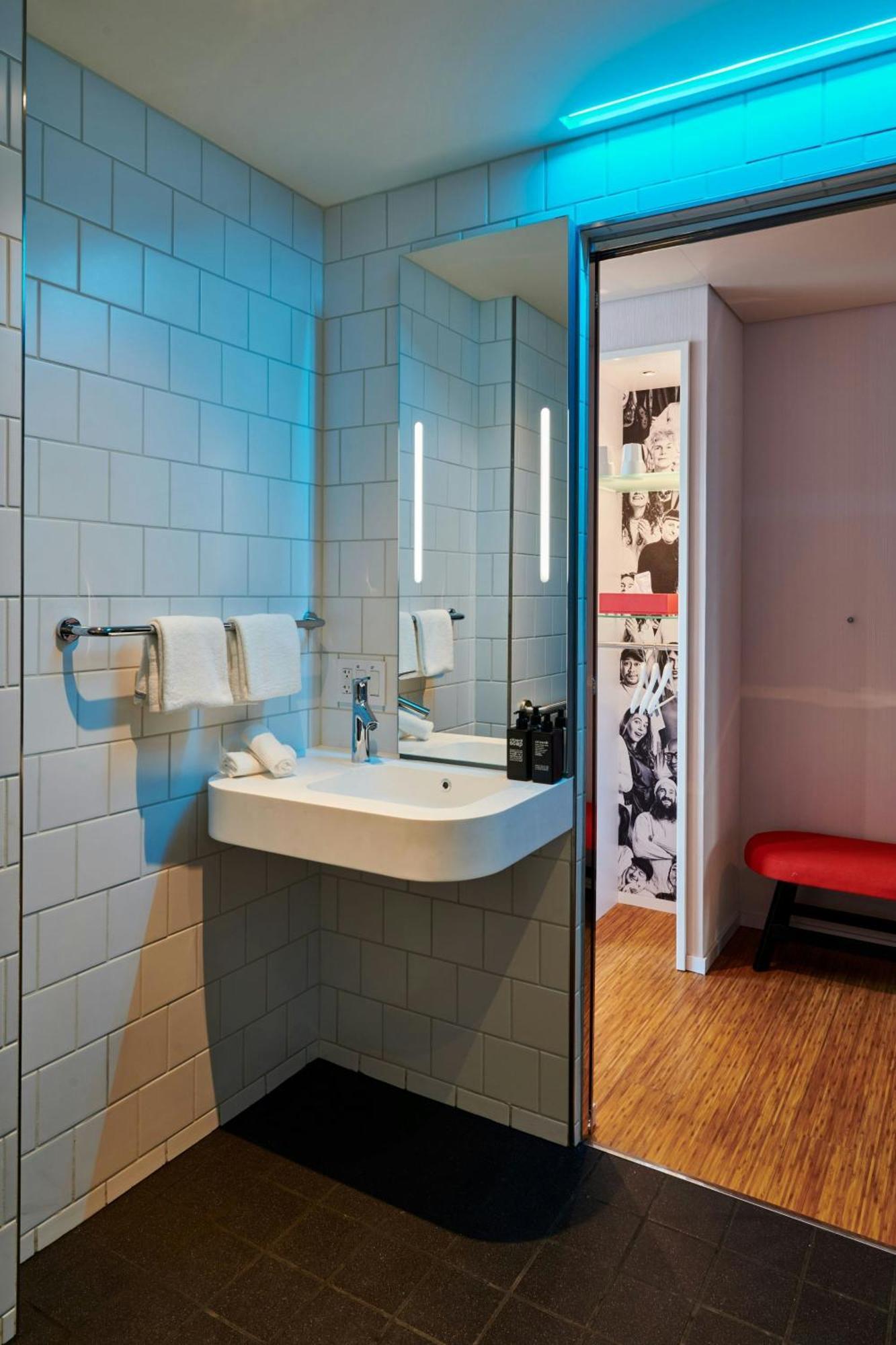 King Room - Accessible