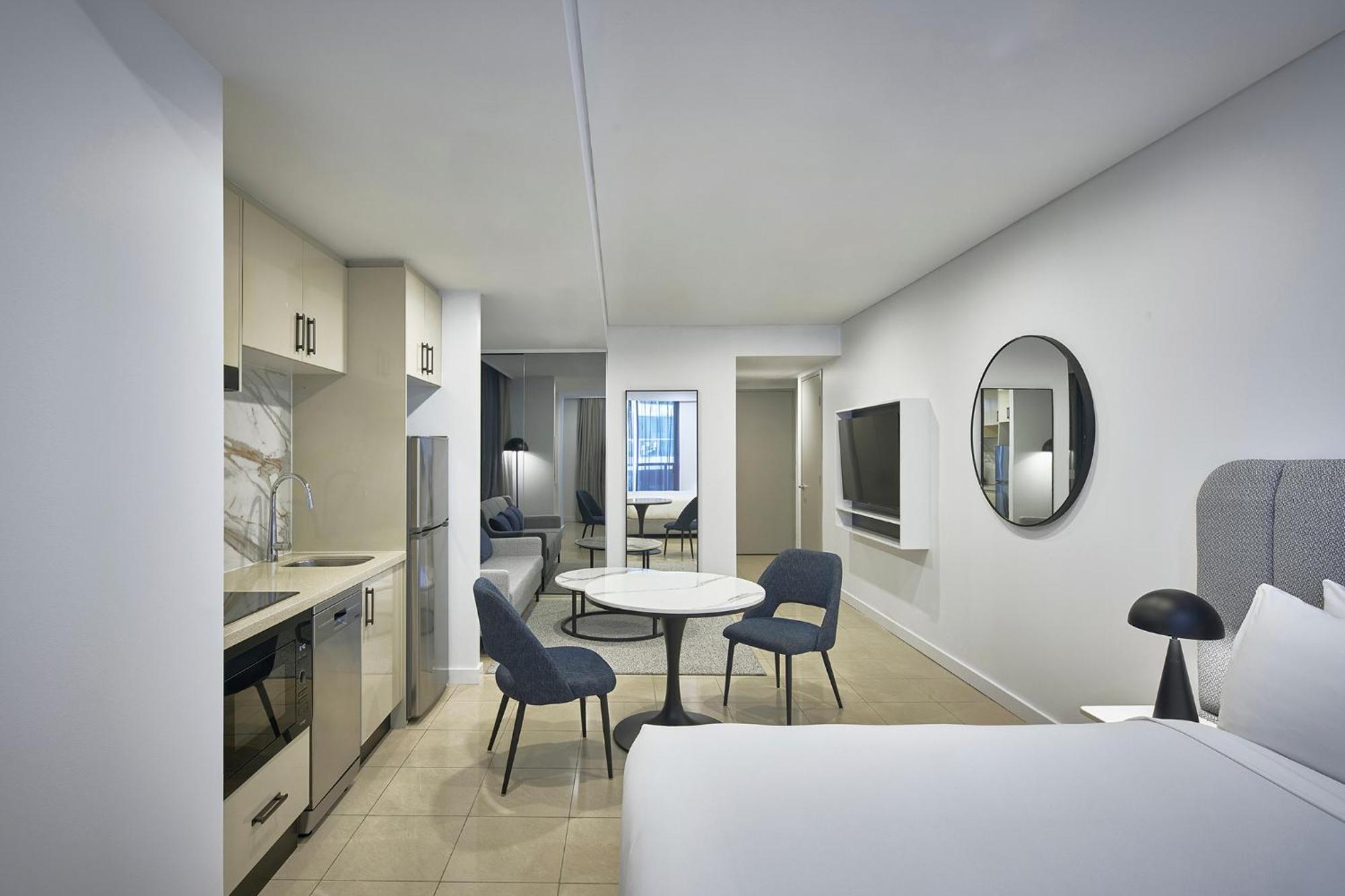 Studio Luxury Suite,1739388660:JPEG