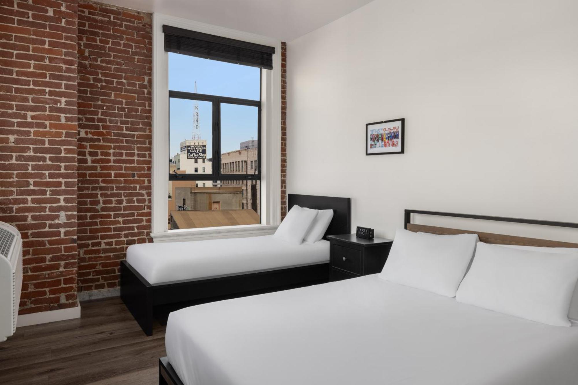 Two Bedroom Deluxe Broadway Suite Two Queen Beds One Twin Bed Non-Smoking