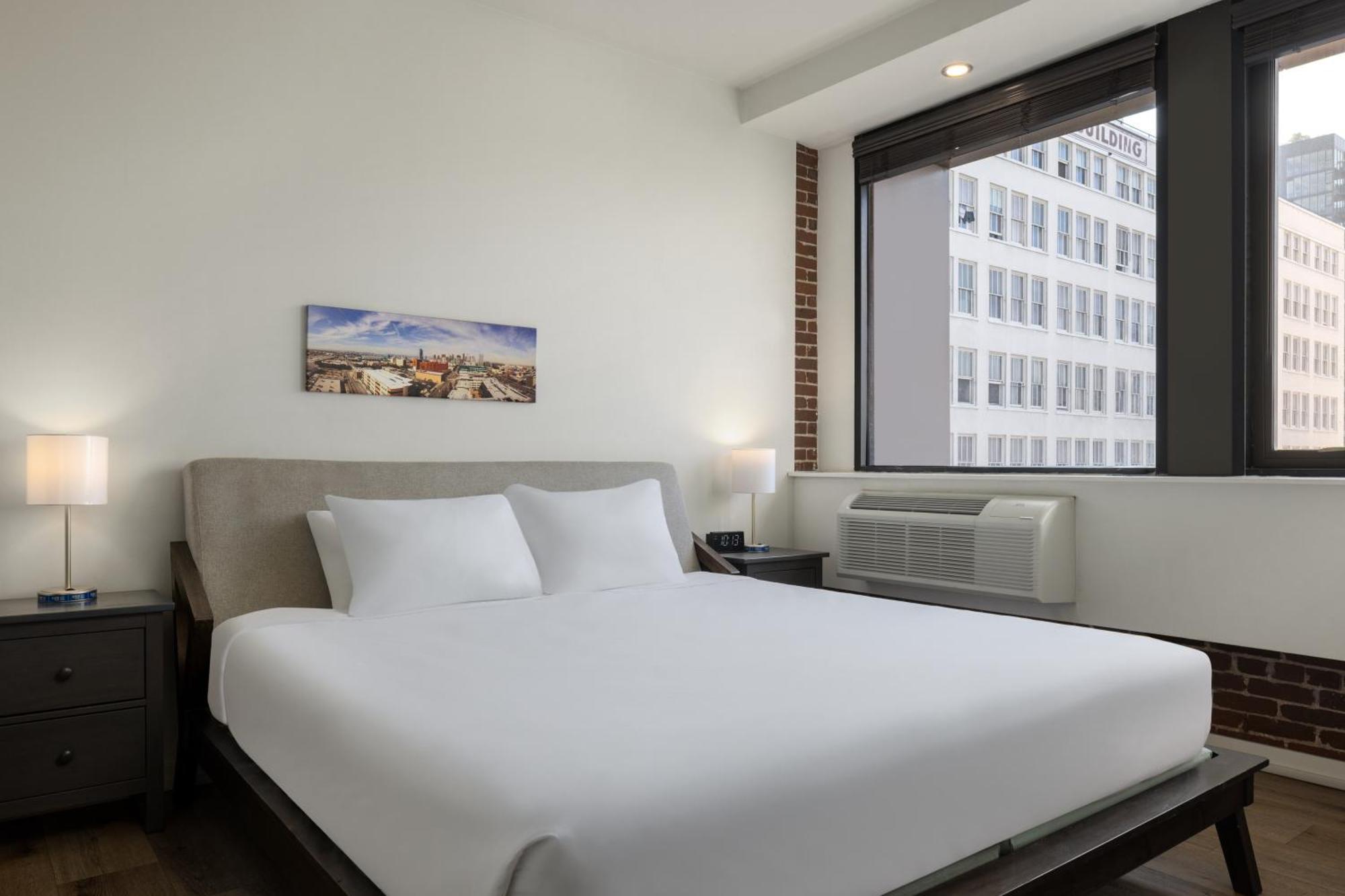 One Bedroom Suite Two Queen Beds Non-Smoking