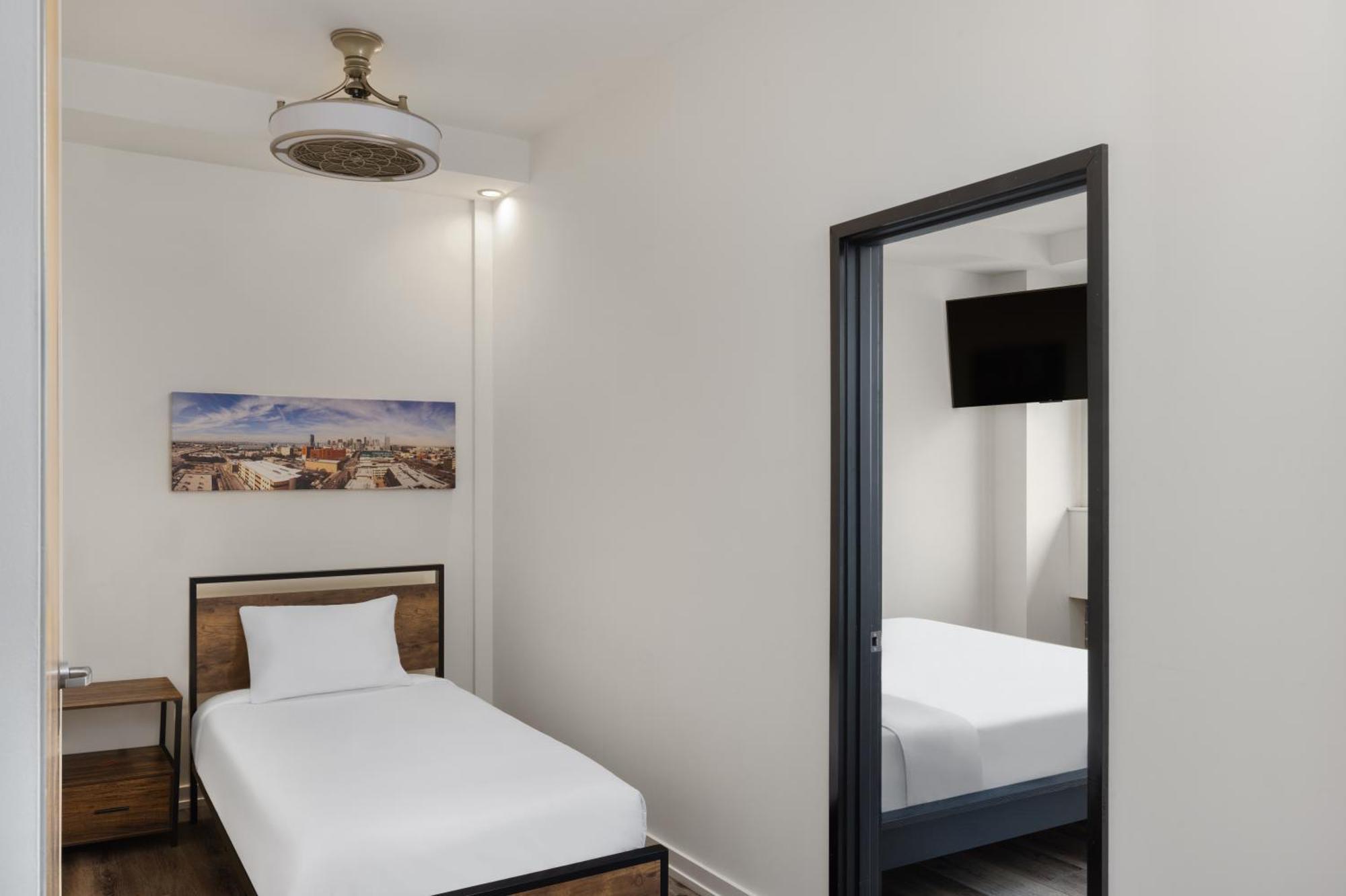 Two Bedroom Skyline Penthouse Suite Non-Smoking