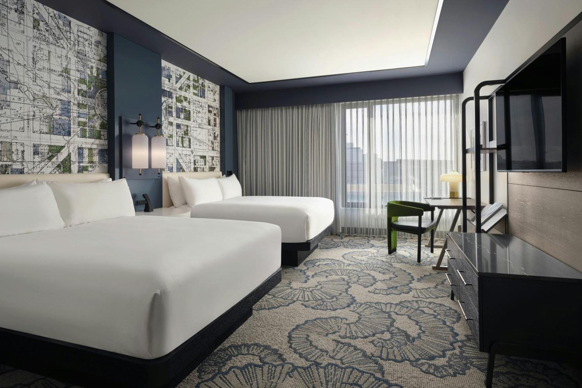 Deluxe Queen Room Two Queen Beds City View