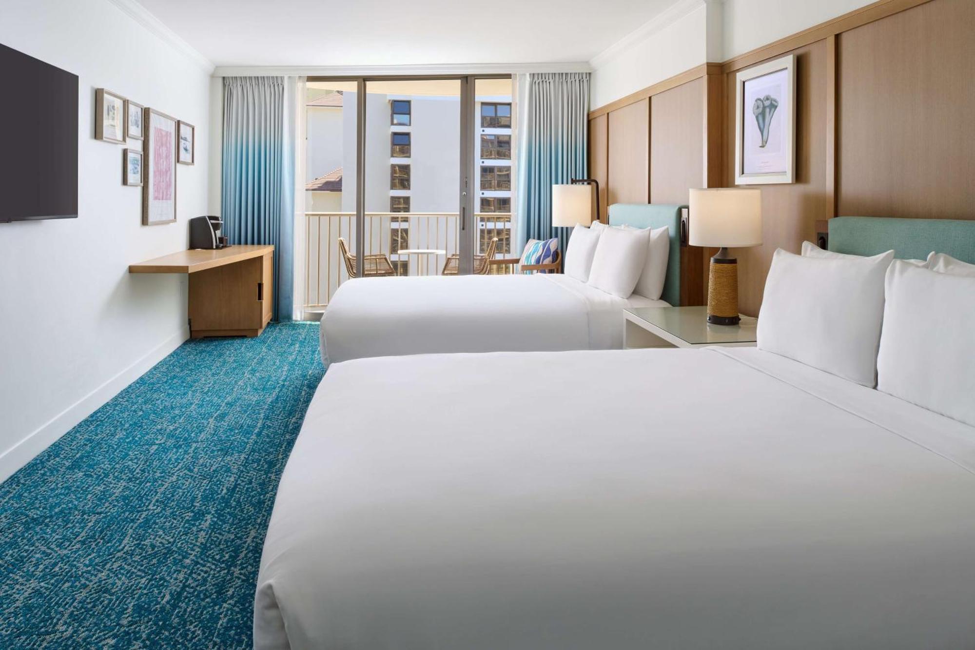 Resort View 2 Queen Beds