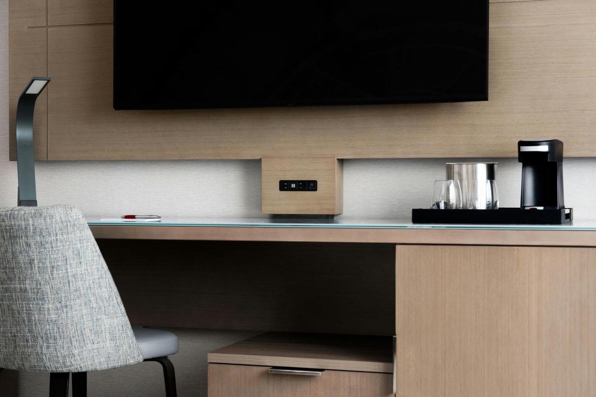 Standard King Room