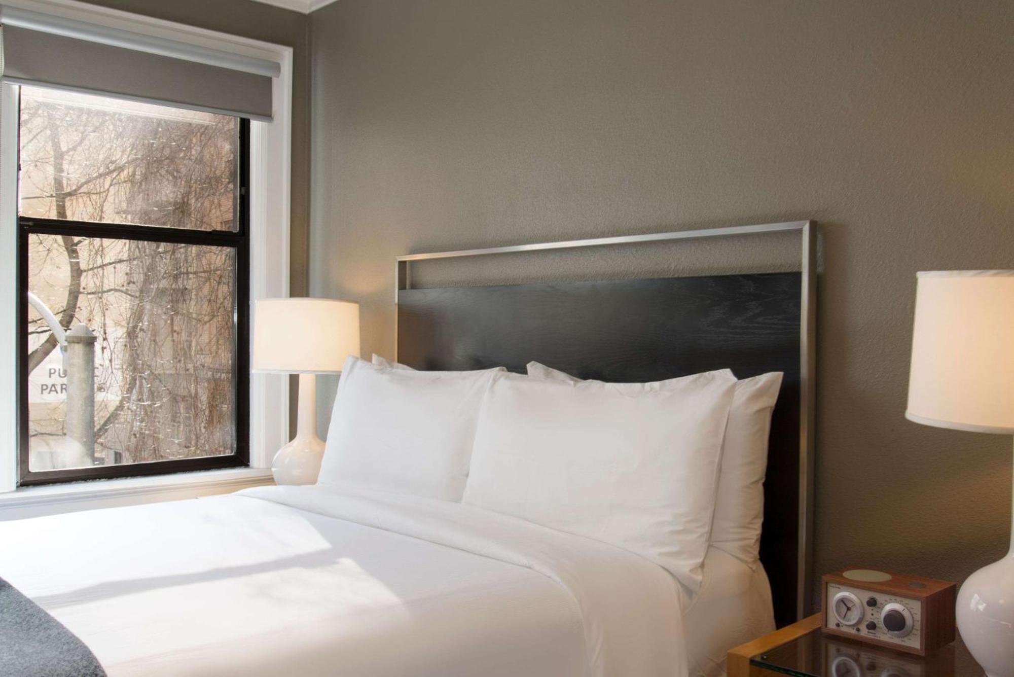 Modern Queen Room