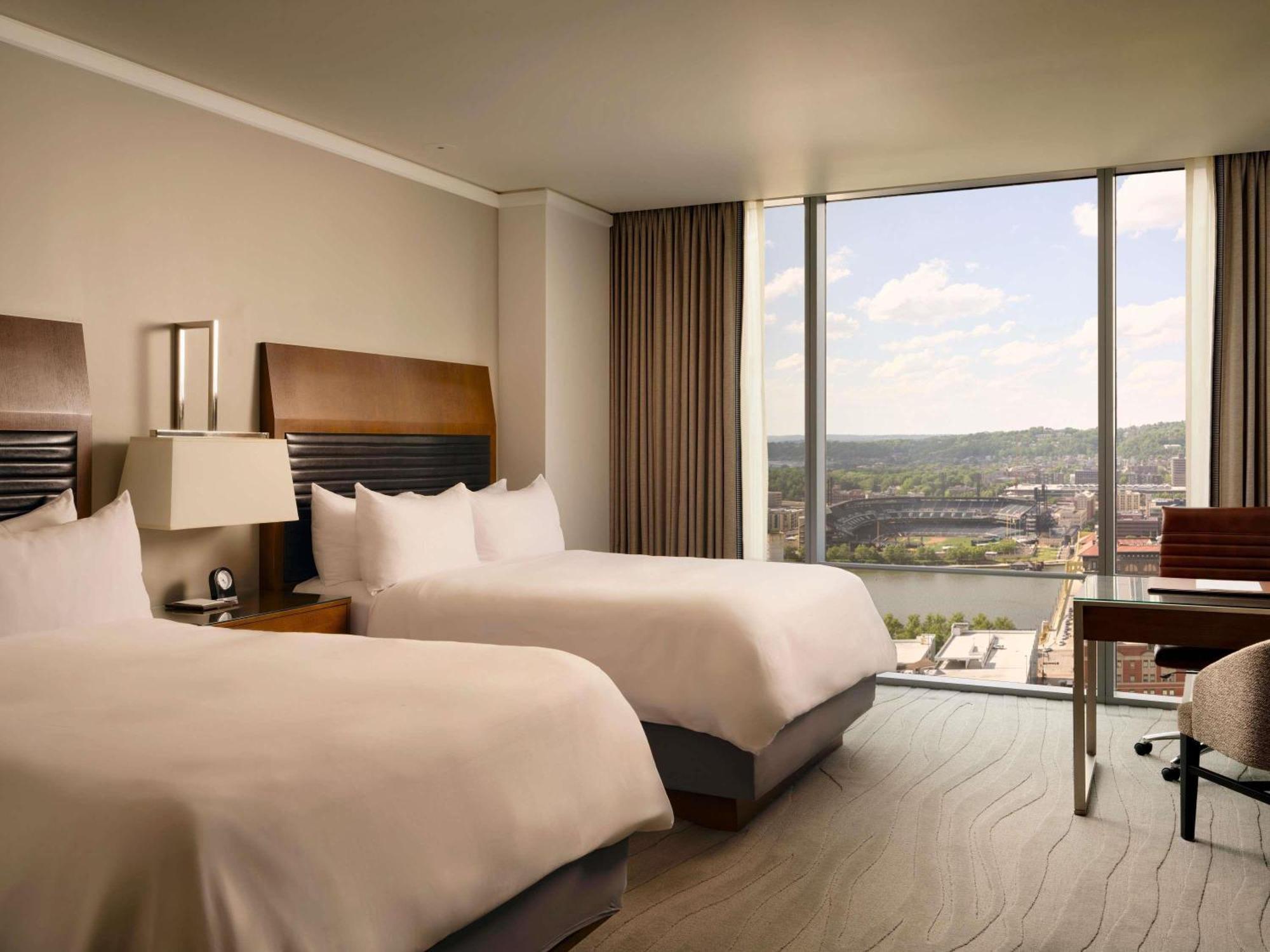 Fairmont Queen Room with Two Queen Beds and River Ballpark View