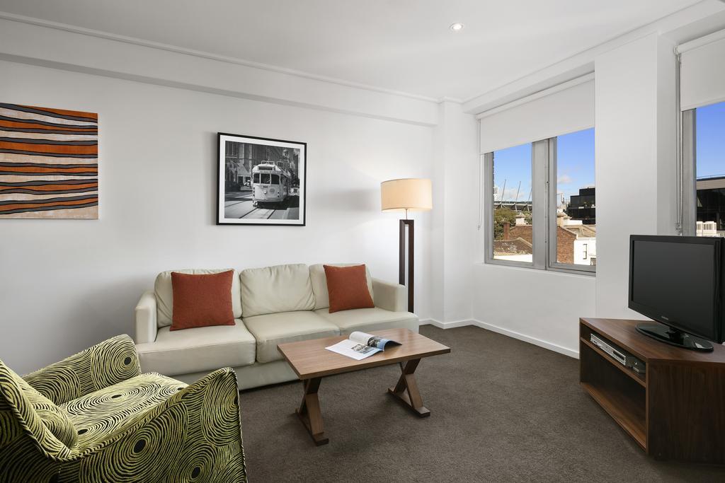 Two-Bedroom Apartment,685995585:JPEG