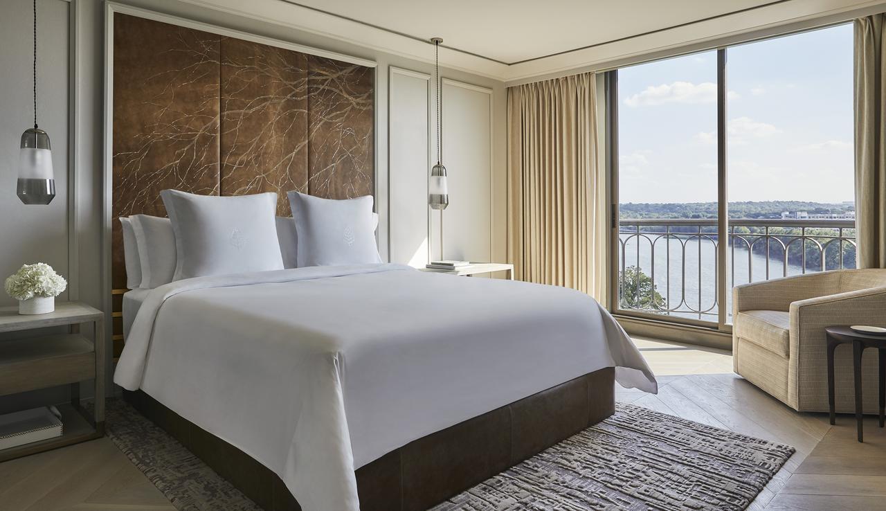Governor Suite