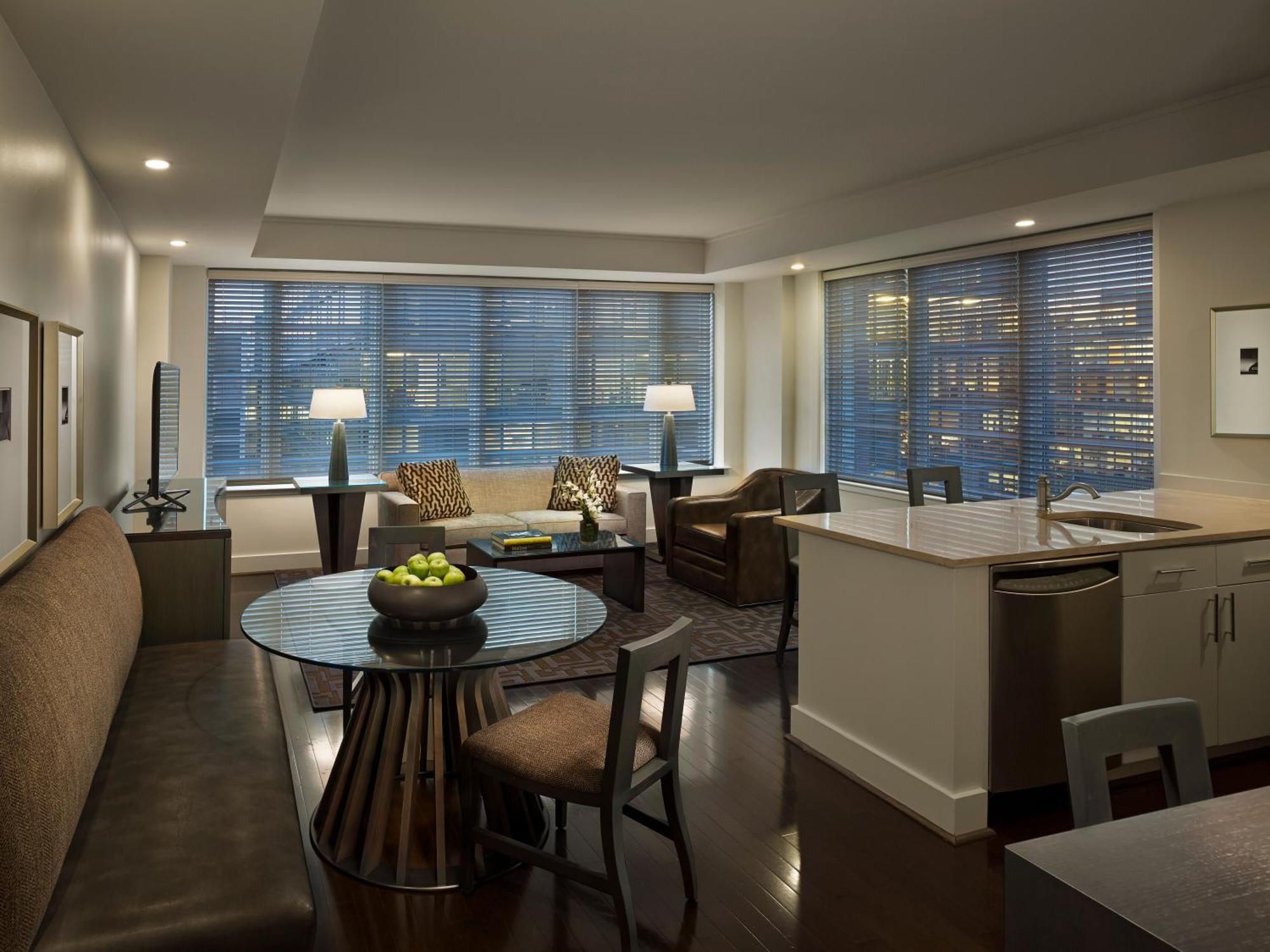 One Bedroom Platinum Suite