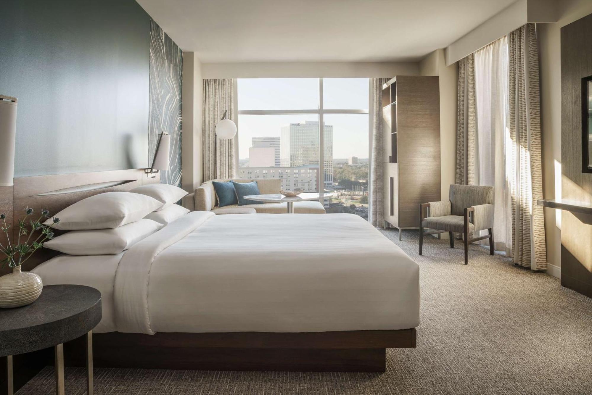 Deluxe King Room,704283367:JPEG
