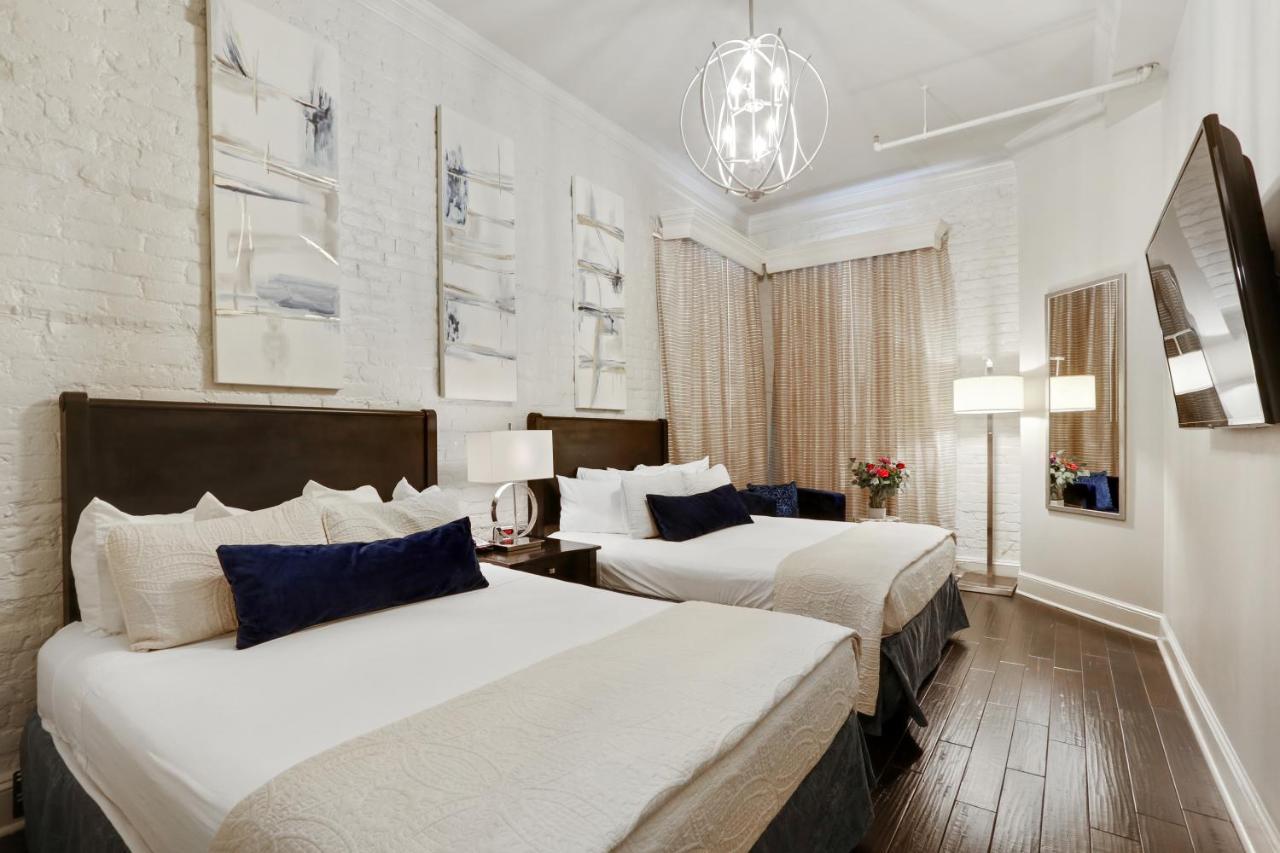 Standard 2 Queen Beds