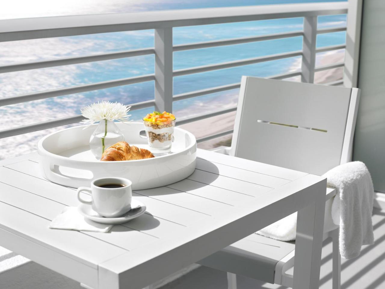 King Suite Ocean Front View,1276138633:JPEG