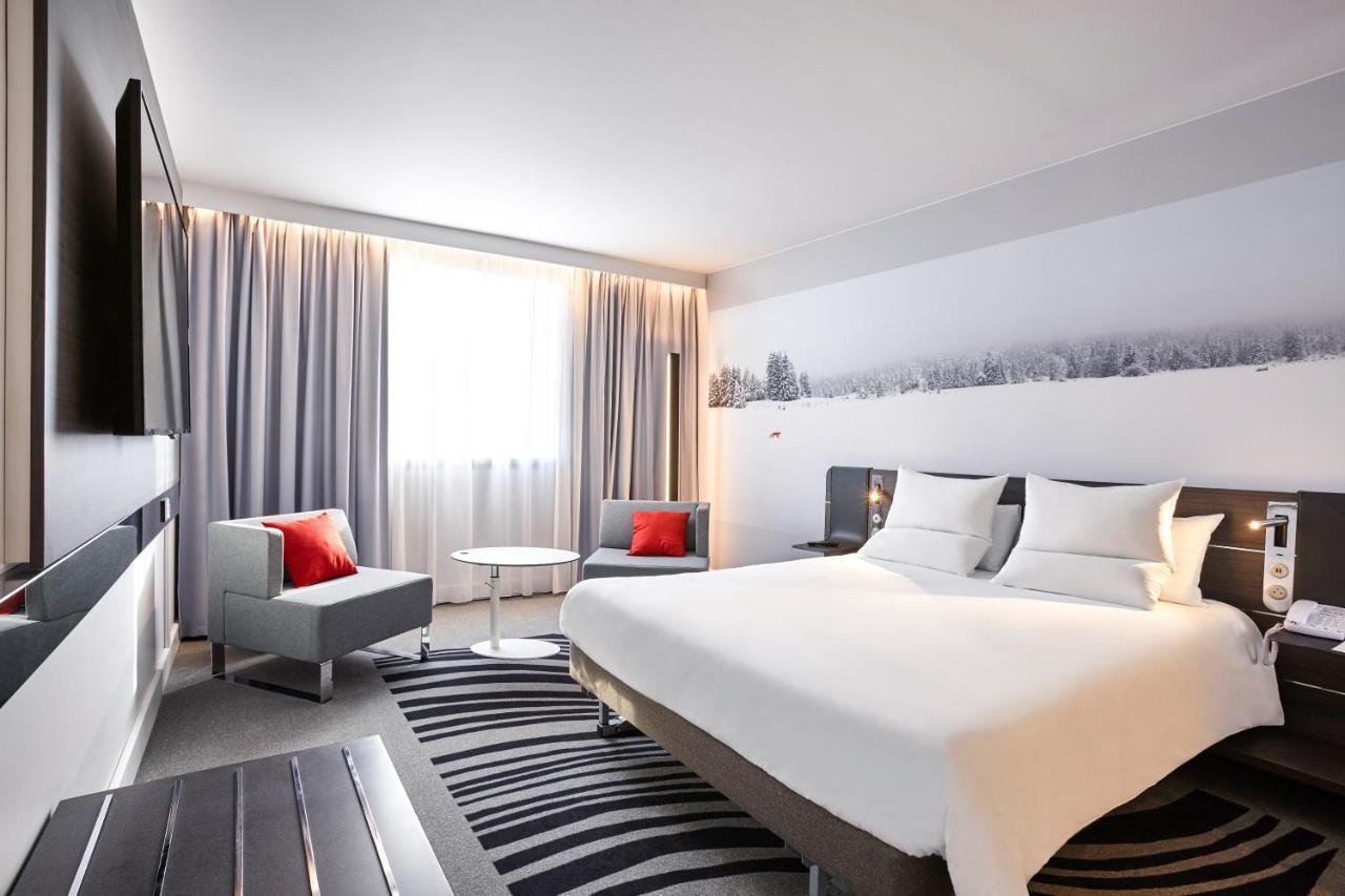 Executive Queen Room With Sofa Bed