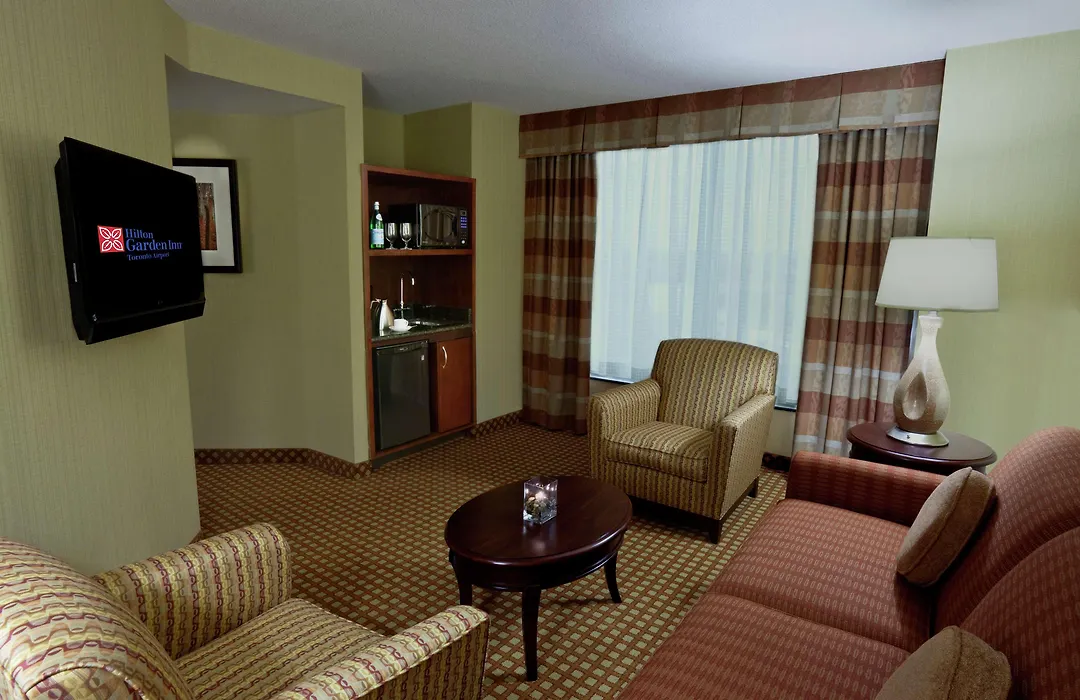 Hilton Garden Inn Toronto Airport-1