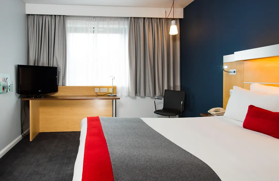 Holiday Inn Express Stevenage By Ihg-1