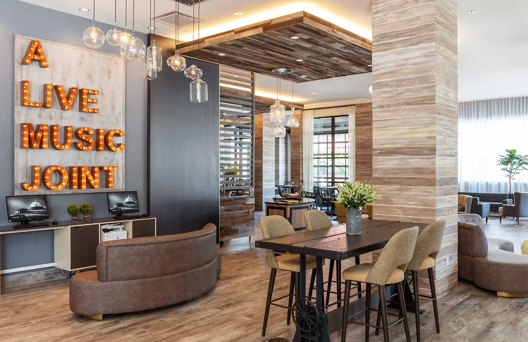 Holiday Inn & Suites Nashville Downtown - Broadway By Ihg-1