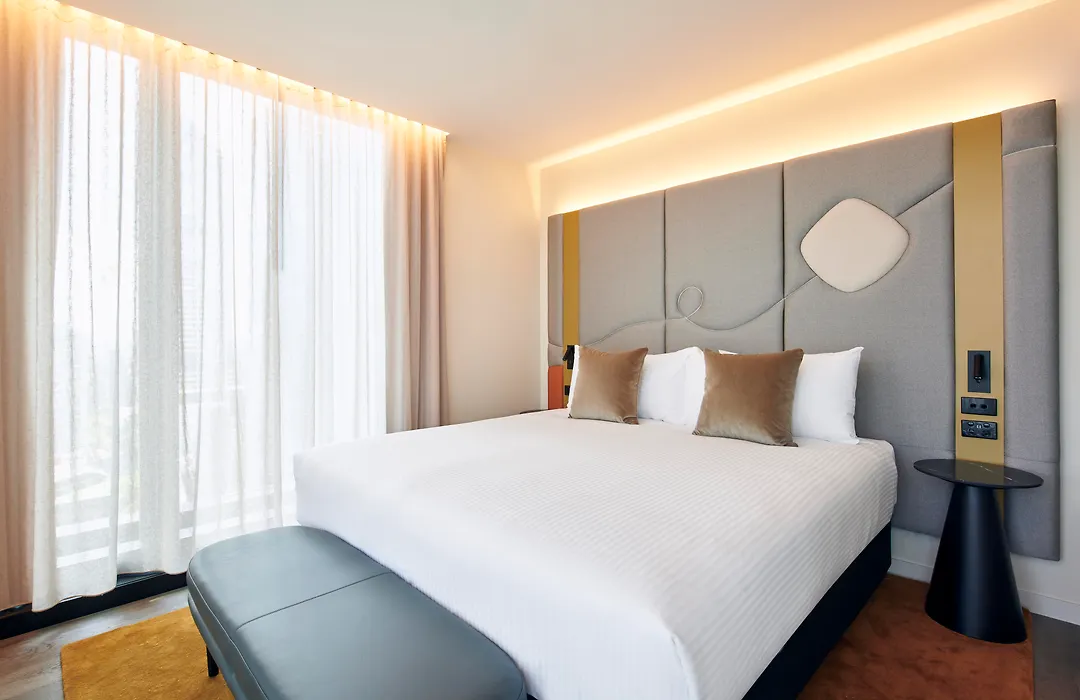 Quincy Hotel Melbourne-1