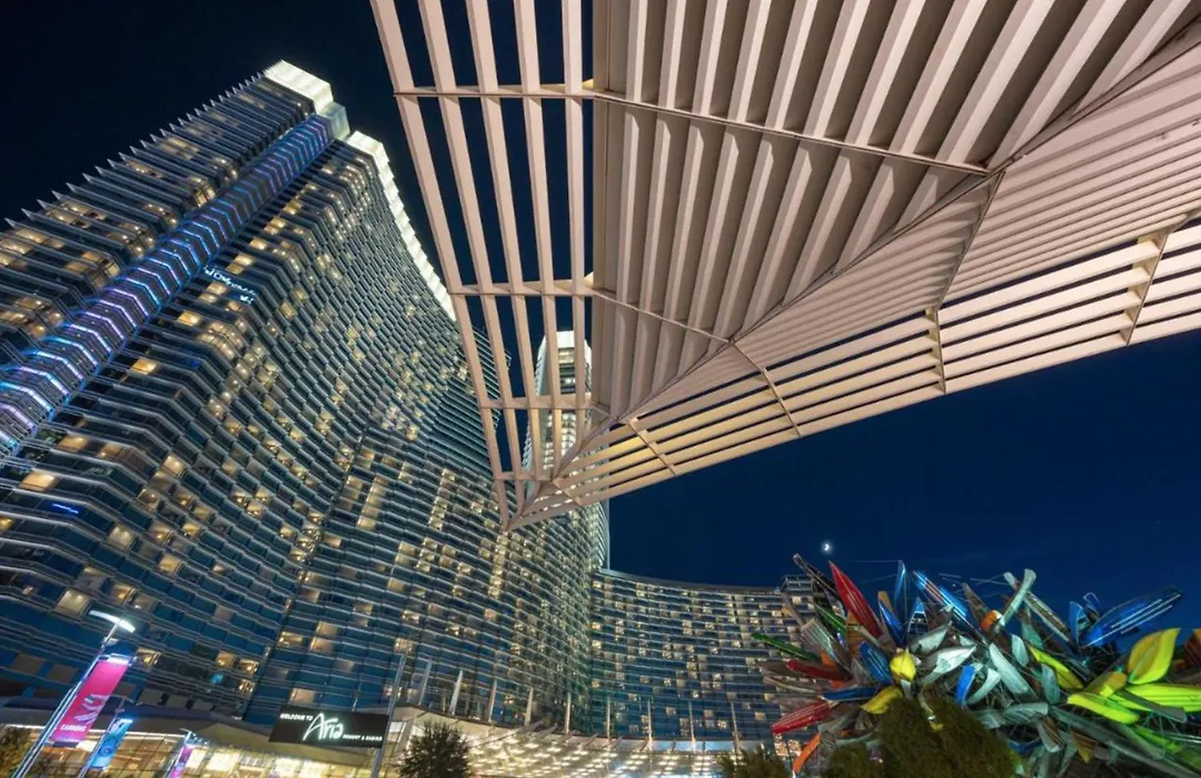 Vdara Hotel Premium Studio Suite * Free Valet Parking-1