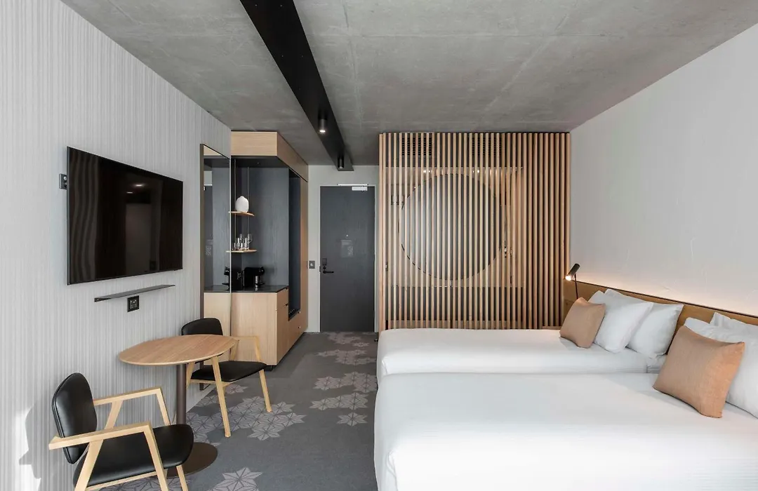 Vibe Hotel Adelaide-1