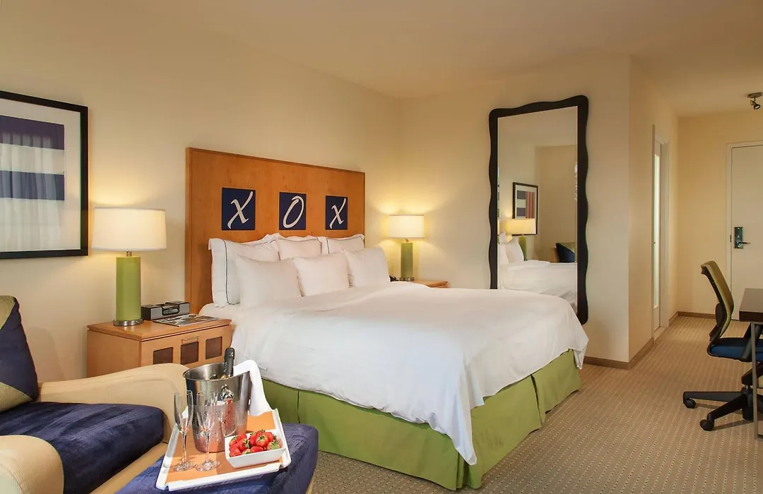 Renaissance Walnut Creek Hotel-1