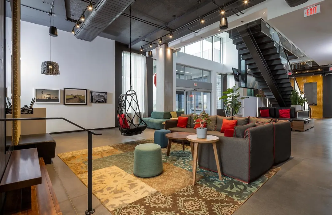 Alt Hotel Toronto Airport-1