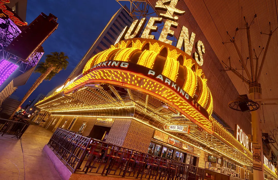 Four Queens Hotel & Casino-1