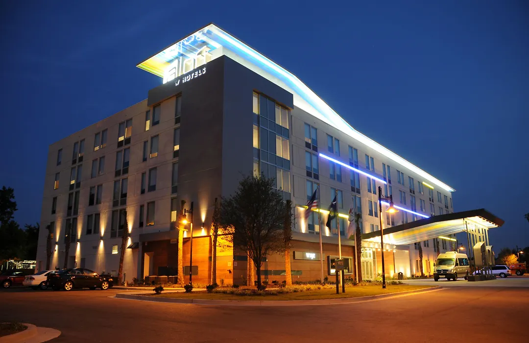 Aloft By Marriott Buffalo Airport-1