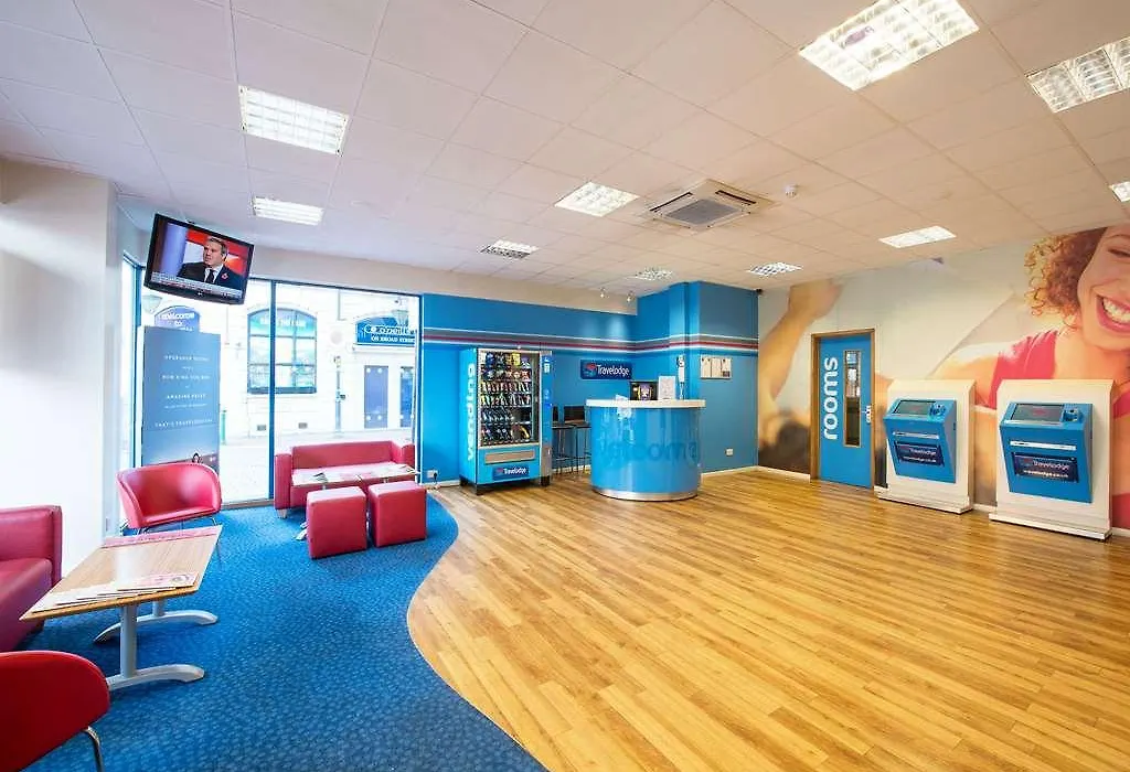 Travelodge Birmingham Central-1