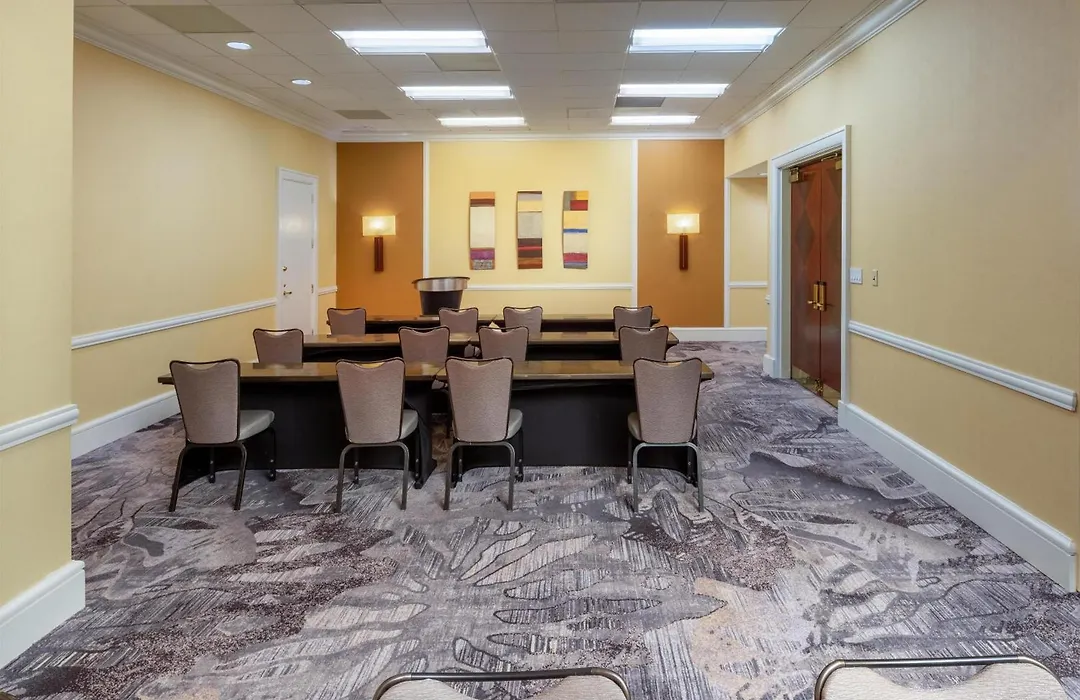 Hilton Charlotte Uptown-1