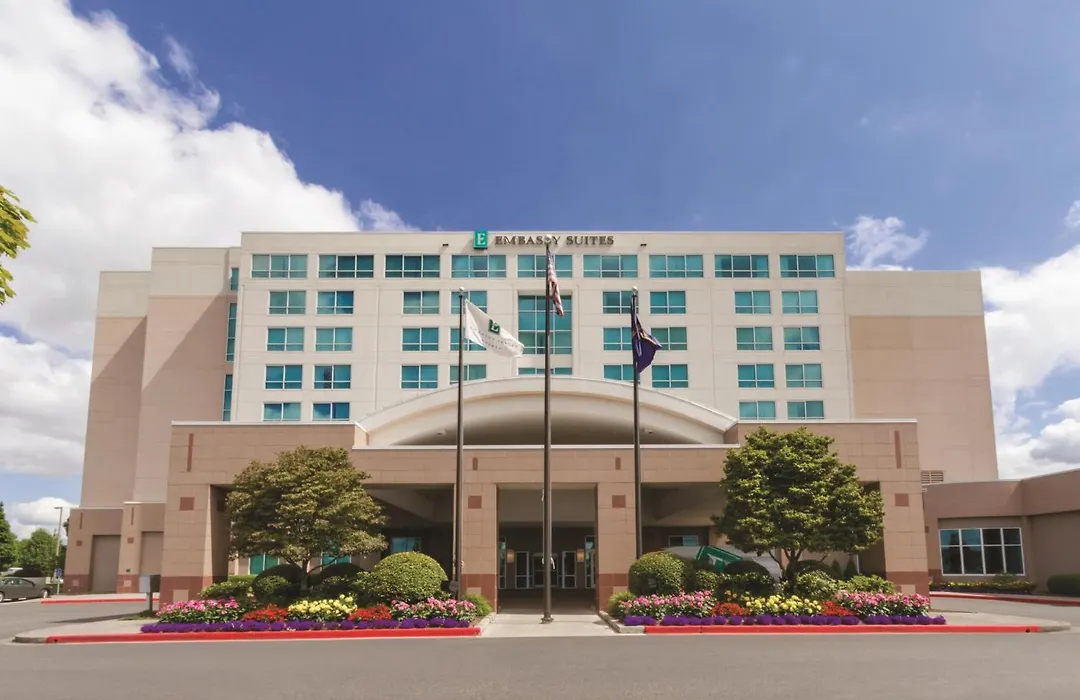 Embassy Suites By Hilton Portland Airport-1