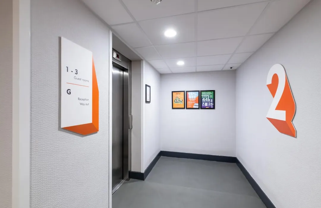 Easyhotel Leeds-1
