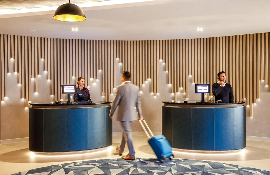 Crowne Plaza Manchester Airport By Ihg-1